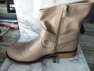 Botines color hielo