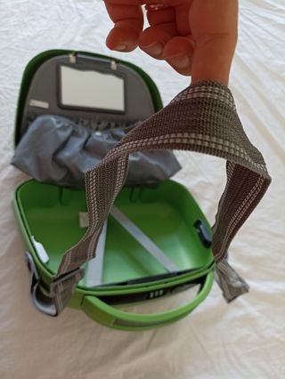 Maleta/neceser rigido de viaje nuevo