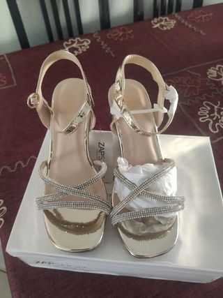 Sandalias