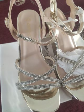 Sandalias