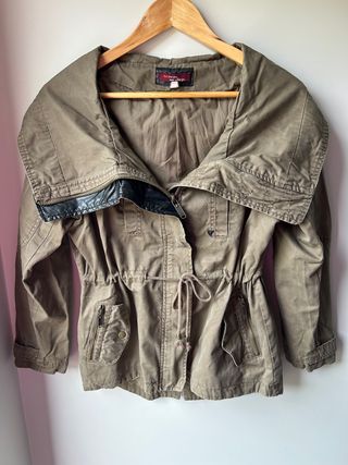 Cazadora militar mujer