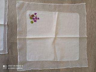 Antiguas servilletas bordadas a mano