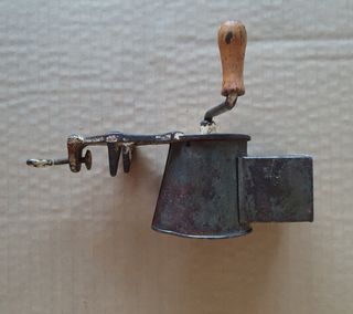 Antiguo Rallador Alemán.