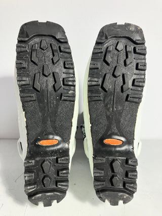 Botas de travesía atomic backland expert.