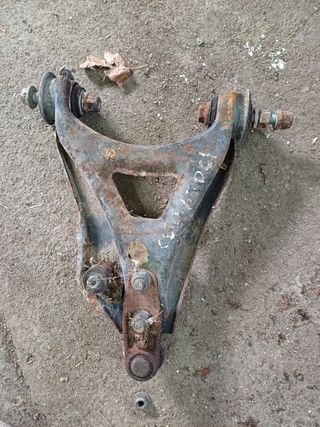Plaqueta suspensión clio