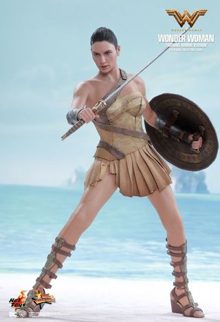 Hot Toys Wonder Woman (Training Armor) MMS424