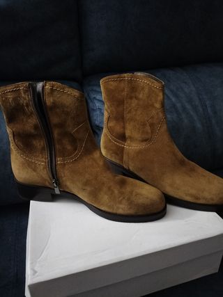 Botines de piel sin estrenar 