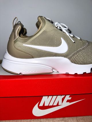 Scarpe Nike Presto Fly di seconda mano per 45 EUR su Madrid