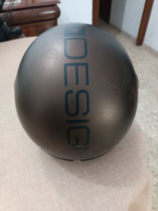 Casco de moto momo design