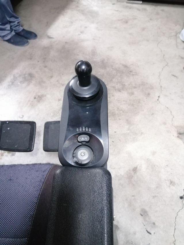 Silla de ruedas eléctrica vermeiren