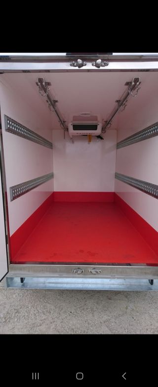 Remolque isotermo jebla