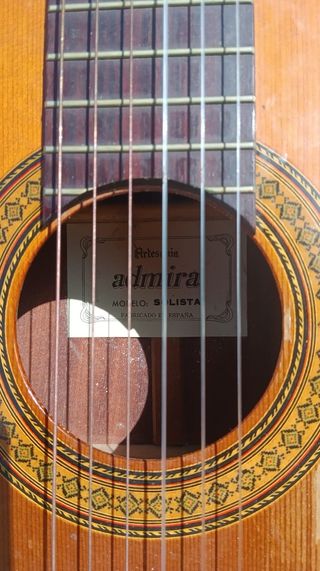 Guitarra clásica Admira Solista