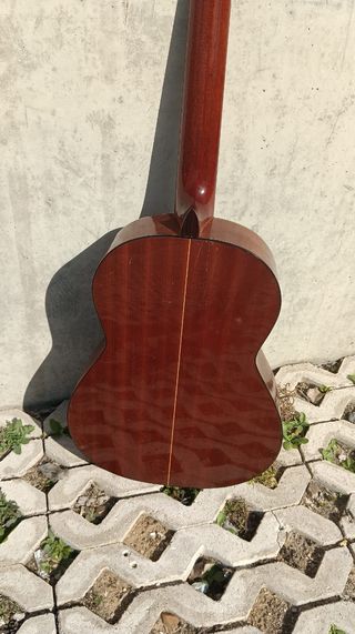 Guitarra clásica Admira Solista