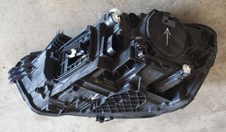 VENDO FARO DERECHO MERCEDES CLA