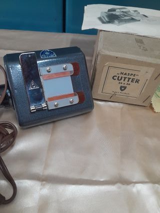 Haspe Cutter tagliadiapositive 24x36 con scatola 