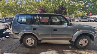 Toyota Land Cruiser 90 1999