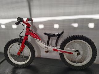 Bicicleta sin pedales Monty 
