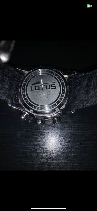 Reloj lotus