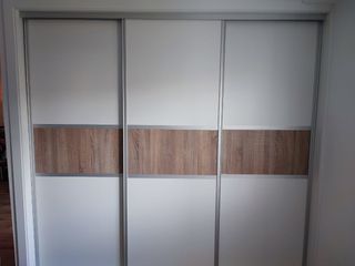 Carpintero, montador, manitas.