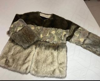 chaquetón piel sintética