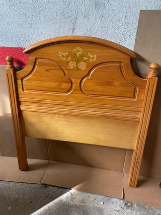 Cabecero de madera