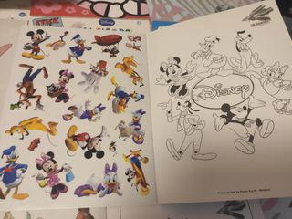 Cuaderno de pegatinas y dibujos