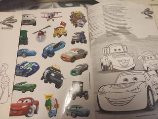 Cuaderno de pegatinas y dibujos