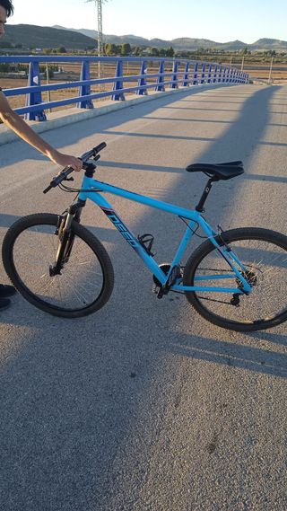 Vendo bici de montaña casi nueva ,con muy poco uso
