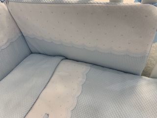 Colcha de cuna + chichonera