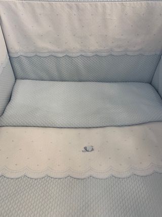 Colcha de cuna + chichonera