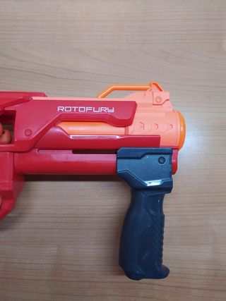 Pistola Nerf MEGA
