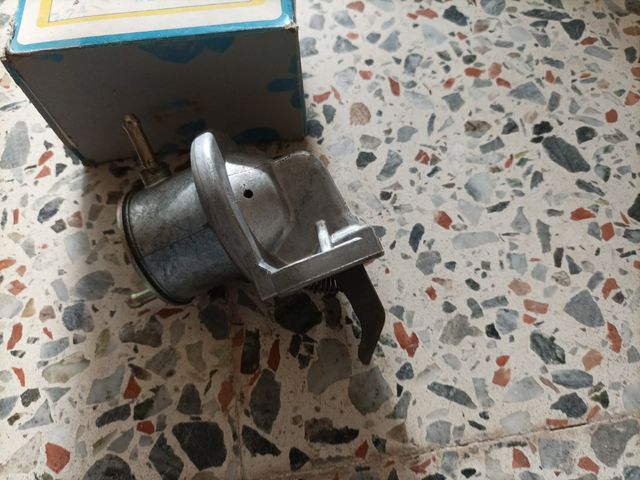 Bomba combustible Renault 12