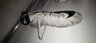 Bota de fútbol Nike