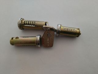 BOMBILLOS DE PUERTA LADA NIVA