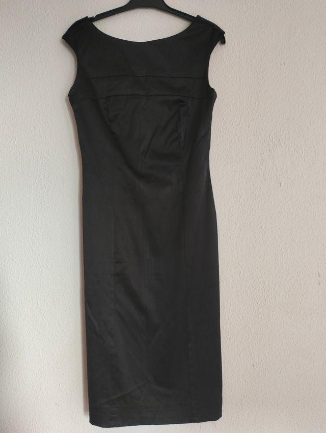 Vestido negro midi