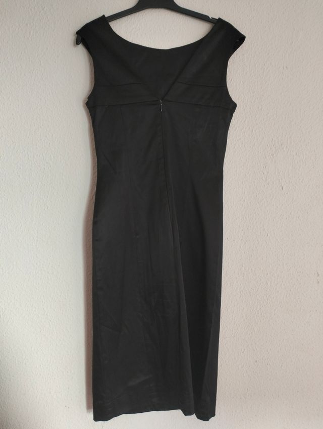 Vestido negro midi
