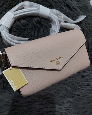 Bolso Michael Kors..
