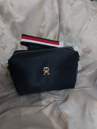 Bolso Tommy Hilfiger..