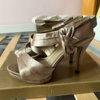 SANDALIAS DE FIESTA Y BOLSO MENBUR