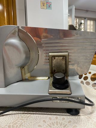 Cortador de fiambre eléctrico