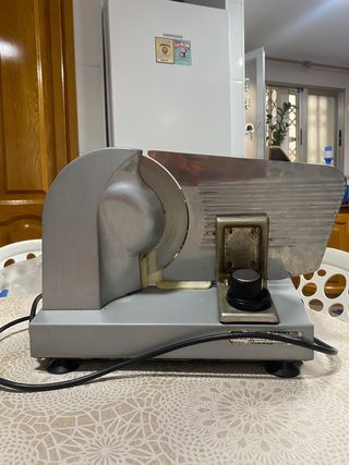 Cortador de fiambre eléctrico