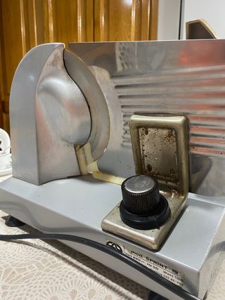 Cortador de fiambre eléctrico