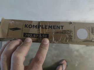 Perchero extraíble KOMPLEMENT para pantalones