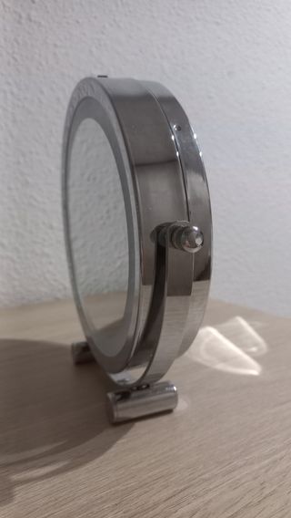 Espejo de mesa con luz LED