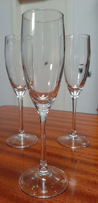 Calici flute in vetro