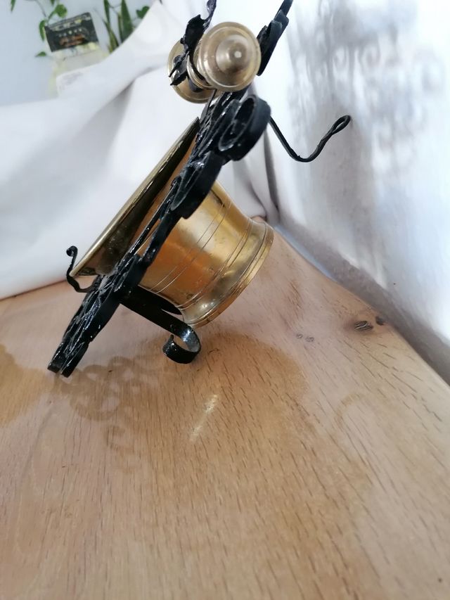 Mortaio in bronzo con porta malta