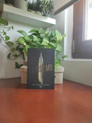 El Piso Mil | Katharine McGee