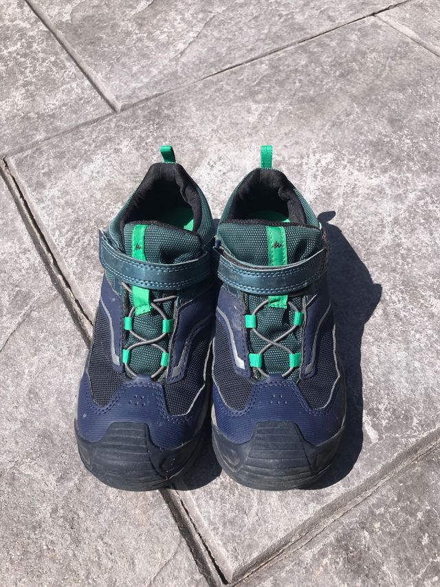 ZAPATILLAS DE MONTAÑA NIÑO/NIÑA