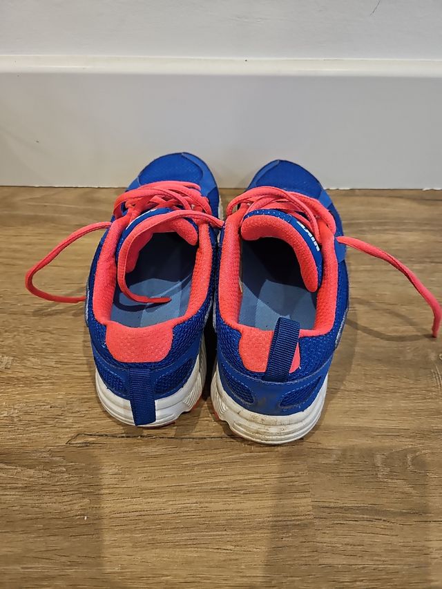 Playeros Nike mujer rosas y azules