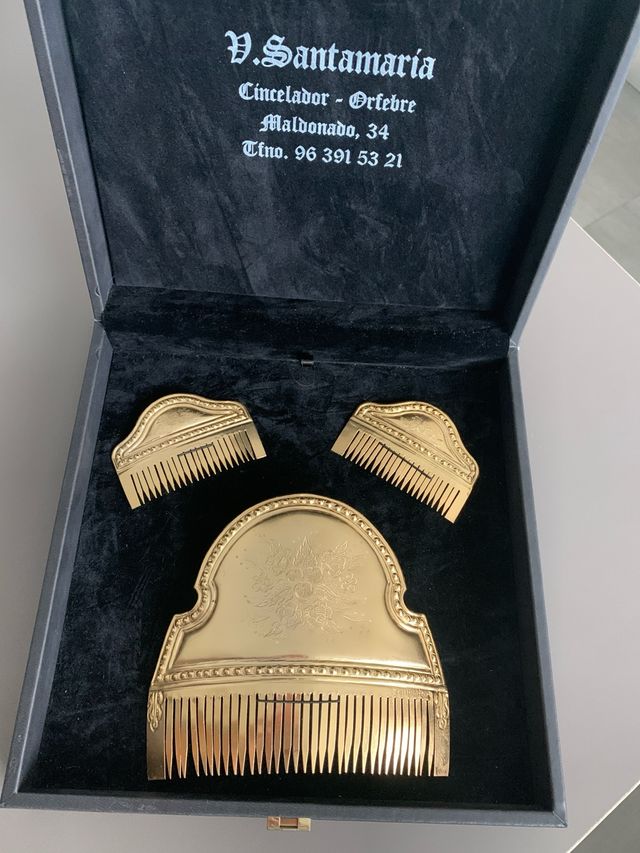 PEINETAS NIÑA SANTAMARIA